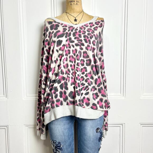 White Birtch Pink & White Leopard Print Long Sleeve Sweater Y2K Size L/XL - Picture 4 of 8